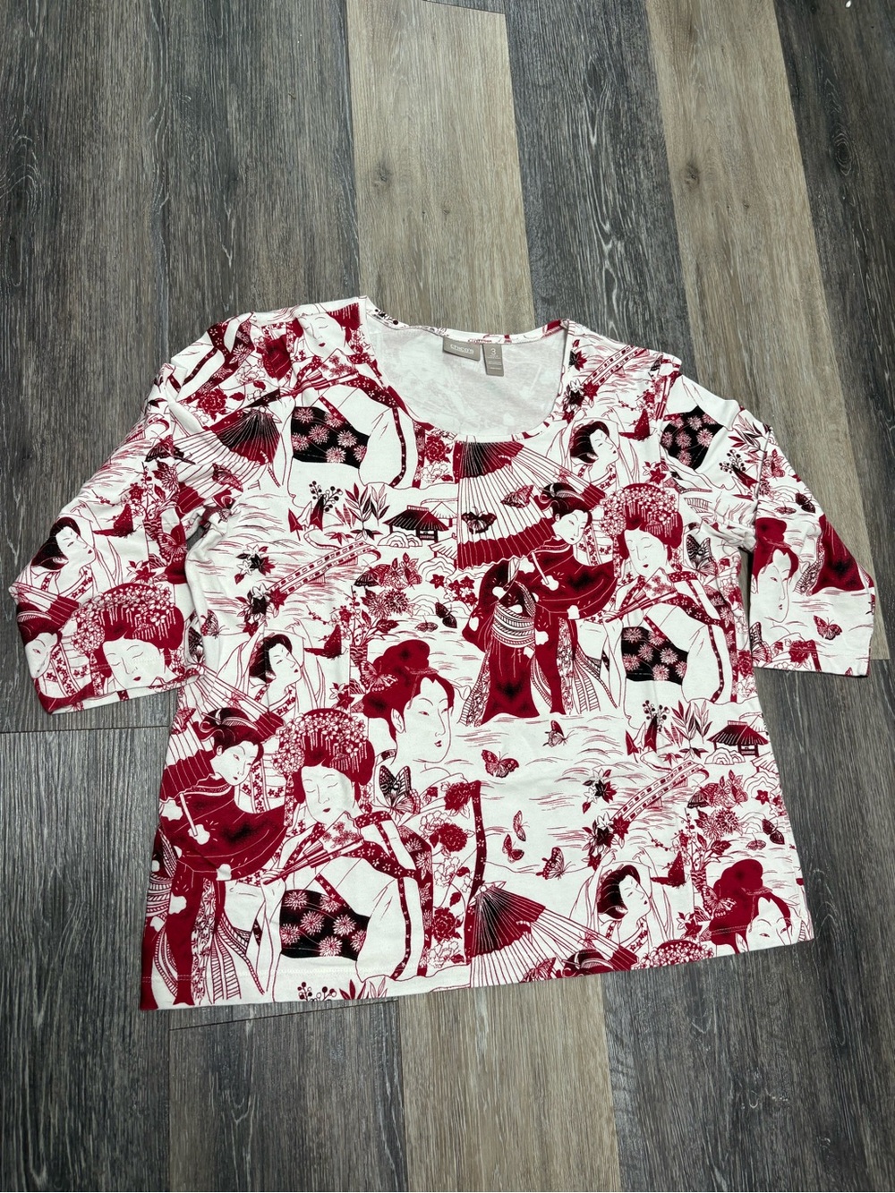 Chico's White and Red Asian-Inspired Scoop Neck Top